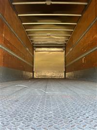 2017 Freightliner M2 106