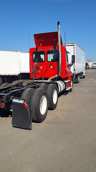 2018 Freightliner CASCADIA 125