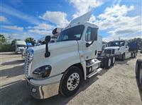 2017 Freightliner CASCADIA 125