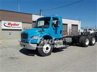 2011 Freightliner M2 106