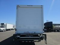 2018 Freightliner M2 106