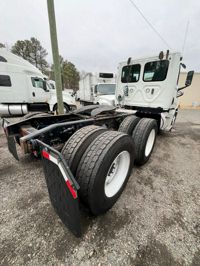 2019 Freightliner NEW CASCADIA PX12664