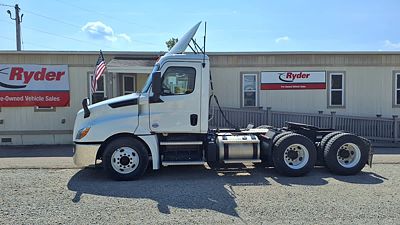 2019 Freightliner NEW CASCADIA PX12664