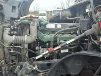 2020 Volvo VNL64T-760