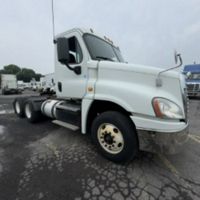 2018 Freightliner CASCADIA 125