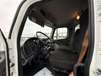 2020 Freightliner M2 106