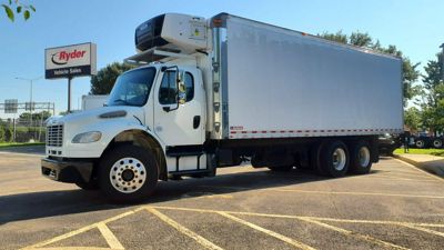 2017 Freightliner M2 106