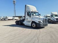 2020 Freightliner CASCADIA 125
