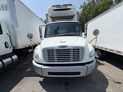 2018 Freightliner M2 106