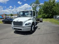 2019 Freightliner M2 106