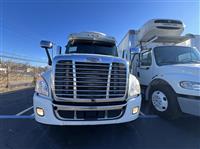 2017 Freightliner CASCADIA 125