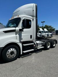 2019 Freightliner NEW CASCADIA PX12664