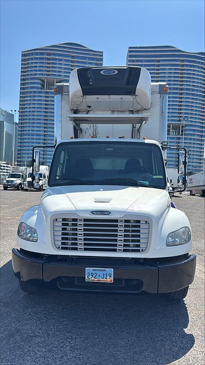 2019 Freightliner M2 106