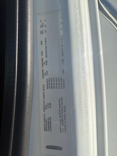 2019 Freightliner M2 106