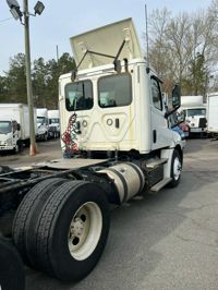 2018 Freightliner NEW CASCADIA PX12664