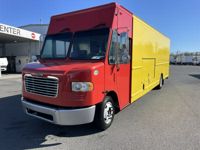 2017 Freightliner MT55