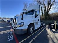 2019 Freightliner CASCADIA 125