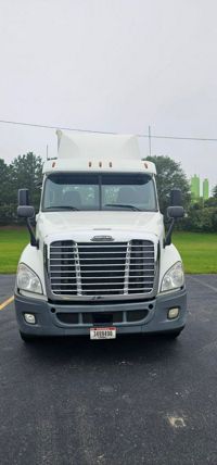 2019 Freightliner CASCADIA 125
