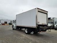 2018 Freightliner M2 106