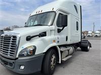 2020 Freightliner CASCADIA 113