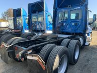 2016 Freightliner CASCADIA 125