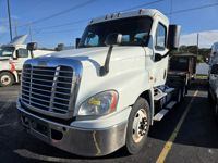 2019 Freightliner CASCADIA 125