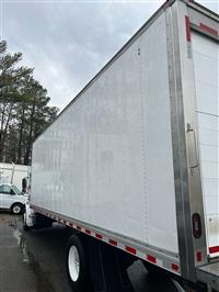 2019 Freightliner M2 106