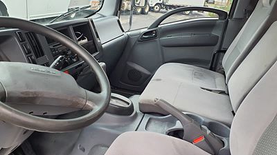 2018 Isuzu NPR HD