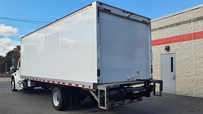 2020 Freightliner M2 106