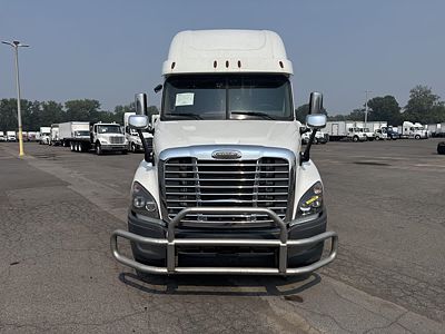 2019 Freightliner CASCADIA 125