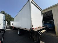 2017 Freightliner M2 106
