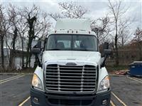 2015 Freightliner CASCADIA 113