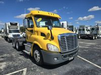 2019 Freightliner CASCADIA 113