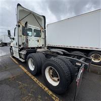 2017 Freightliner CASCADIA 125