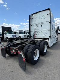 2020 Freightliner NEW CASCADIA PX12664