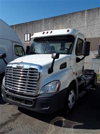 2017 Freightliner CASCADIA 113