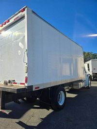 2015 Freightliner M2 106