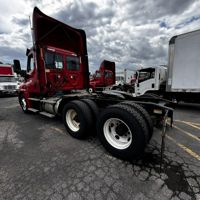 2019 Freightliner CASCADIA 125