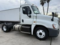 2017 Freightliner CASCADIA 125