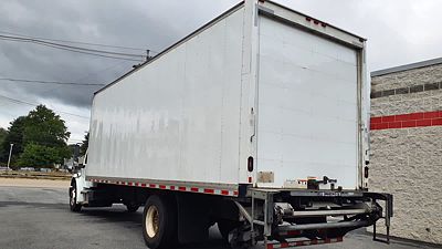 2019 Freightliner M2 106