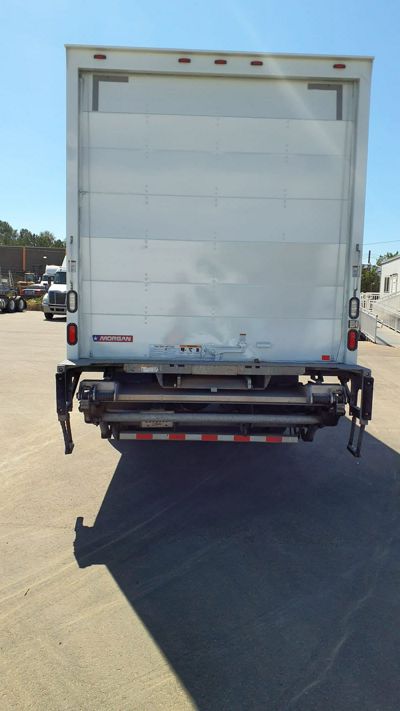 2016 Freightliner M2 106
