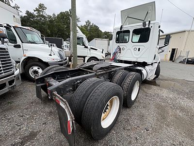 2019 Freightliner NEW CASCADIA PX12664