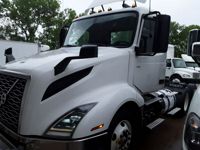 2019 Volvo VNL64T-300