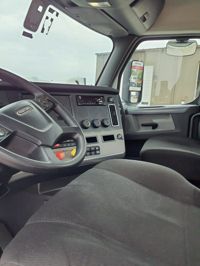 2018 Freightliner NEW CASCADIA PX12664