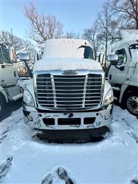 2017 Freightliner CASCADIA 125