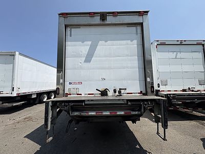 2018 Freightliner M2 106