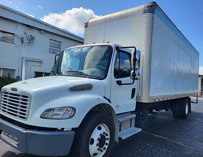 2019 Freightliner M2 106