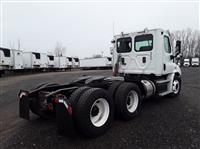 2017 Freightliner CASCADIA 113