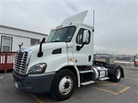 2019 Freightliner CASCADIA 113