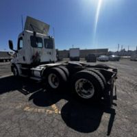 2019 Freightliner NEW CASCADIA PX12664